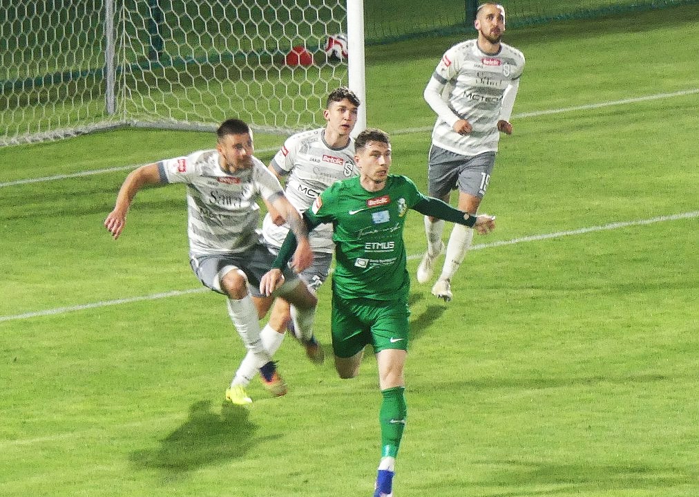 Podlasie po trzecim z rzędu zwycięstwie celuje w piątą lokatę