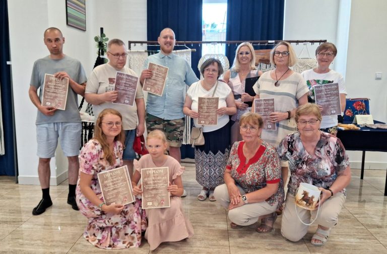 Prawdziwe dzieła sztuki ze sznurka. Poznaliśmy laureatów 6. Ogólnopolskiego Konkursu Makramy w Konstantynowie
