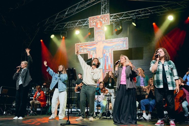 Dwie dekady świętowania Prostego Życia, czyli jubileusz Golgoty Młodych w Serpelicach nad Bugiem