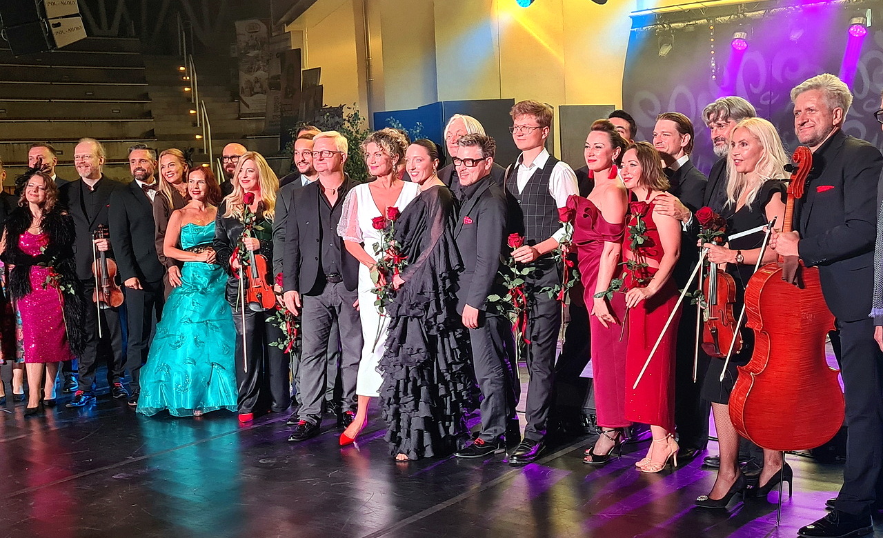 Namiętność, elegancja i powrót do złotych lat. Zjawiskowy finał 8. Festiwalu im. Bogusława Kaczyńskiego z muzyką tanga
