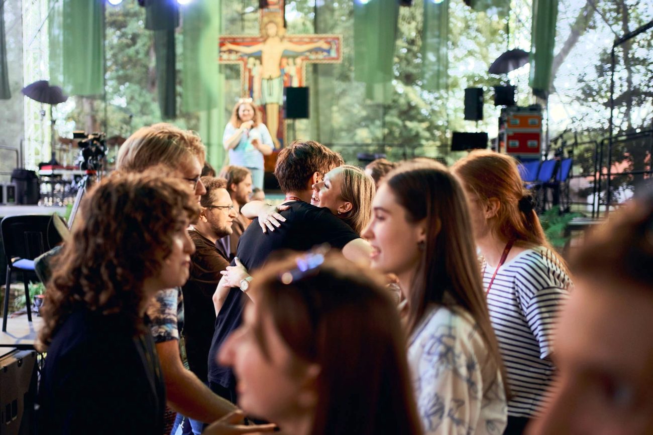 Jubileuszowa Golgota Młodych w Serpelicach. Setki młodzieży odkrywały sens 'Prostego Życia'