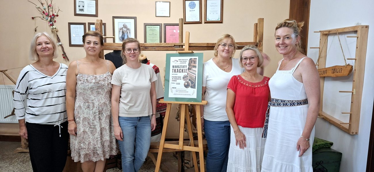 Sztuka tkania pereborów powraca. Wyjątkowe warsztaty dla zaawansowanych w pracowni w Hrudzie [ZDJĘCIA]