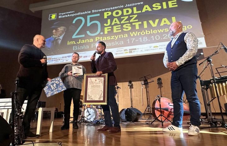 Trzy dni muzycznej wolności i hołd dla Mistrza. Sukces jubileuszowego 25. Podlasie Jazz Festival [ZDJĘCIA]